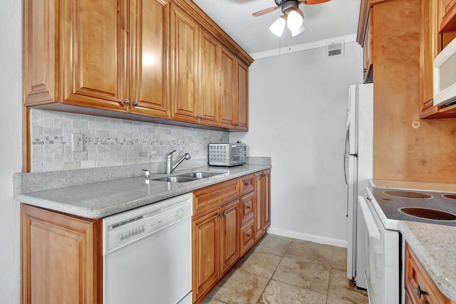 4018 Cornwall, Boca Raton, FL 33434 Photo
