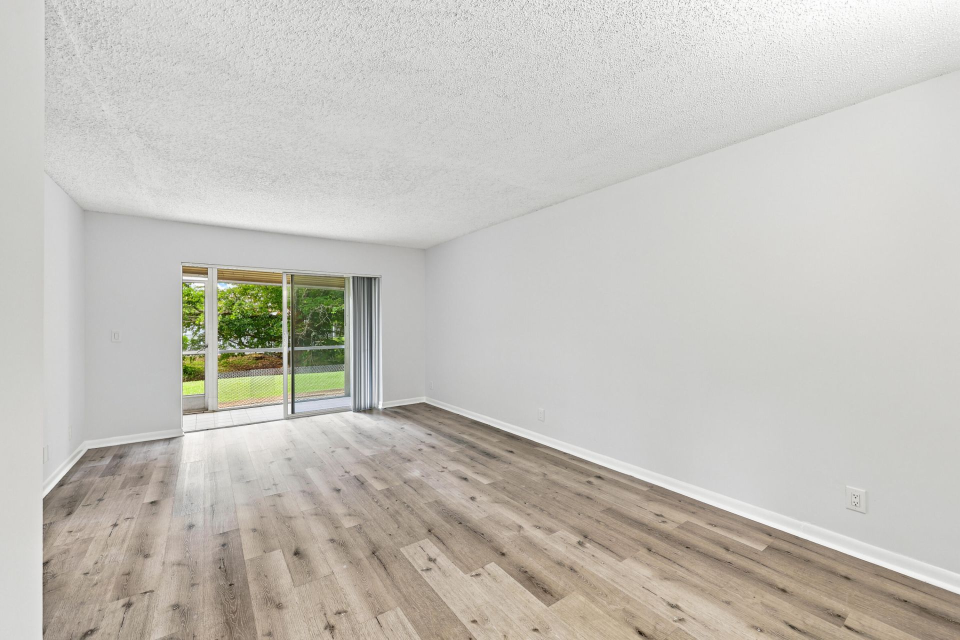 8820 Royal Palm Boulevard, Unit 101-4, Coral Springs, FL 33065 Photo