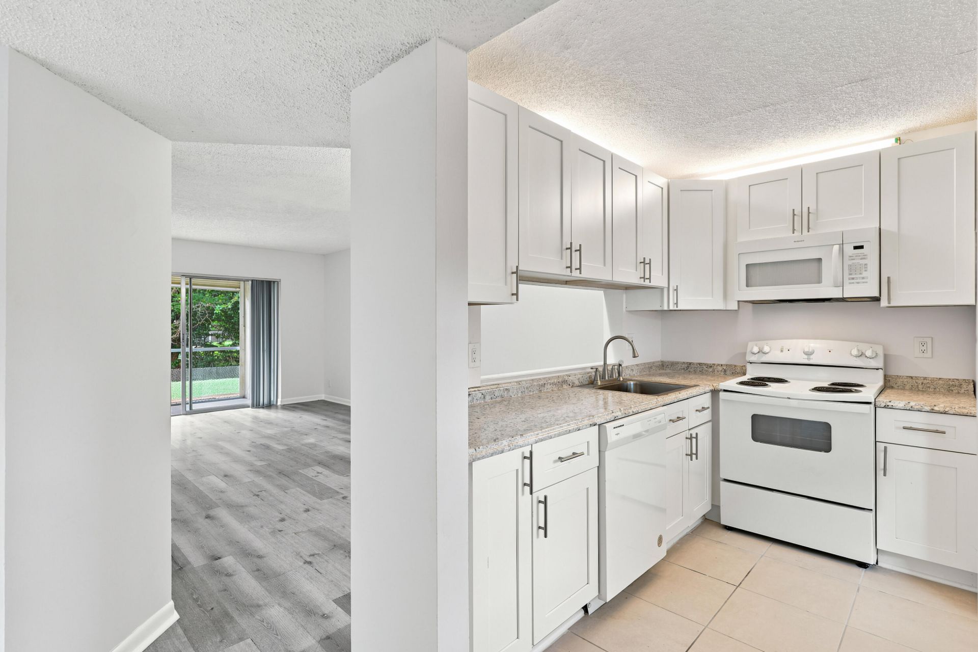 8820 Royal Palm Boulevard, Unit 101-4, Coral Springs, FL 33065 Photo