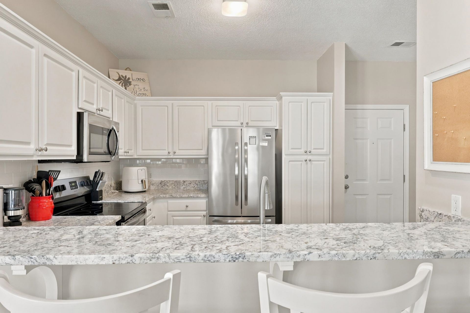 2494 Coastline Ct. Photo 11