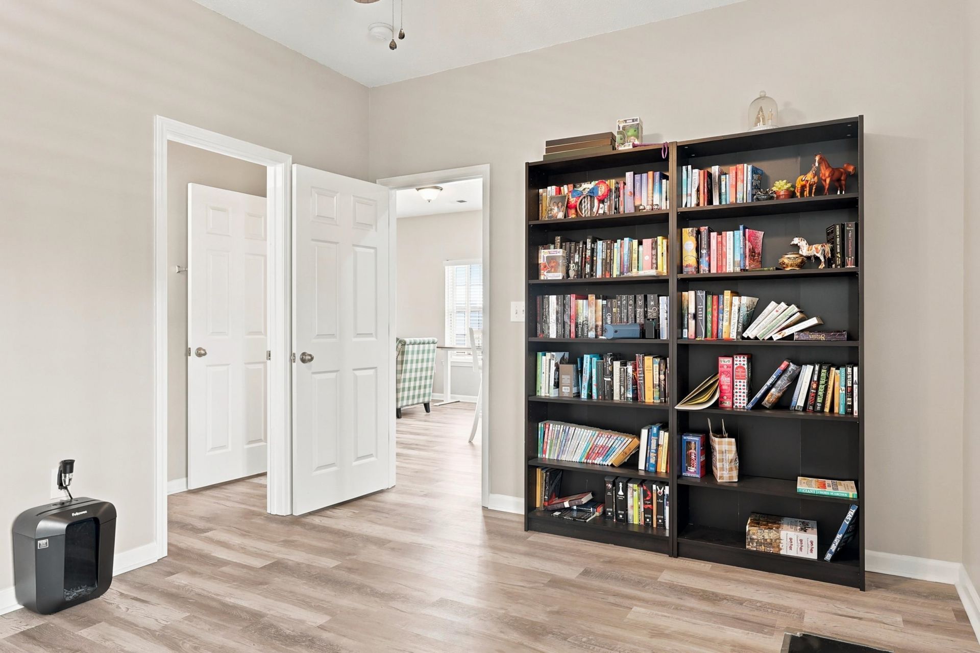 2494 Coastline Ct. Photo 23