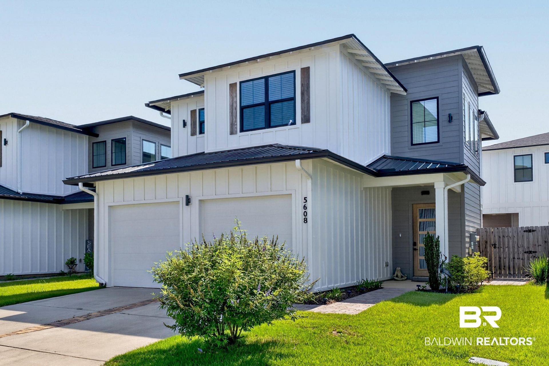 5608 Trout Lane, Pensacola, FL 32507 Main Photo