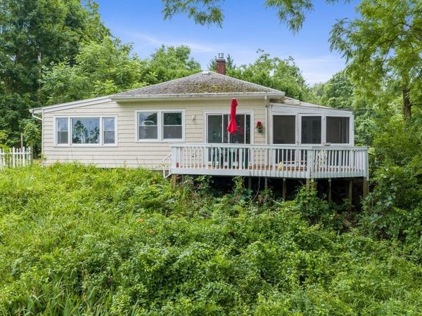 1070 Lake Road , Webster, NY 14580