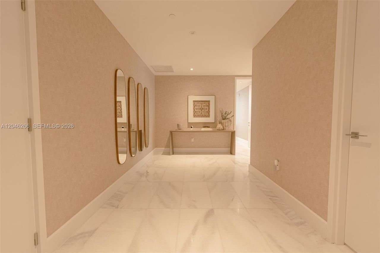 700 NE 26th Ter , Unit 4901, Miami, FL 33137 Photo
