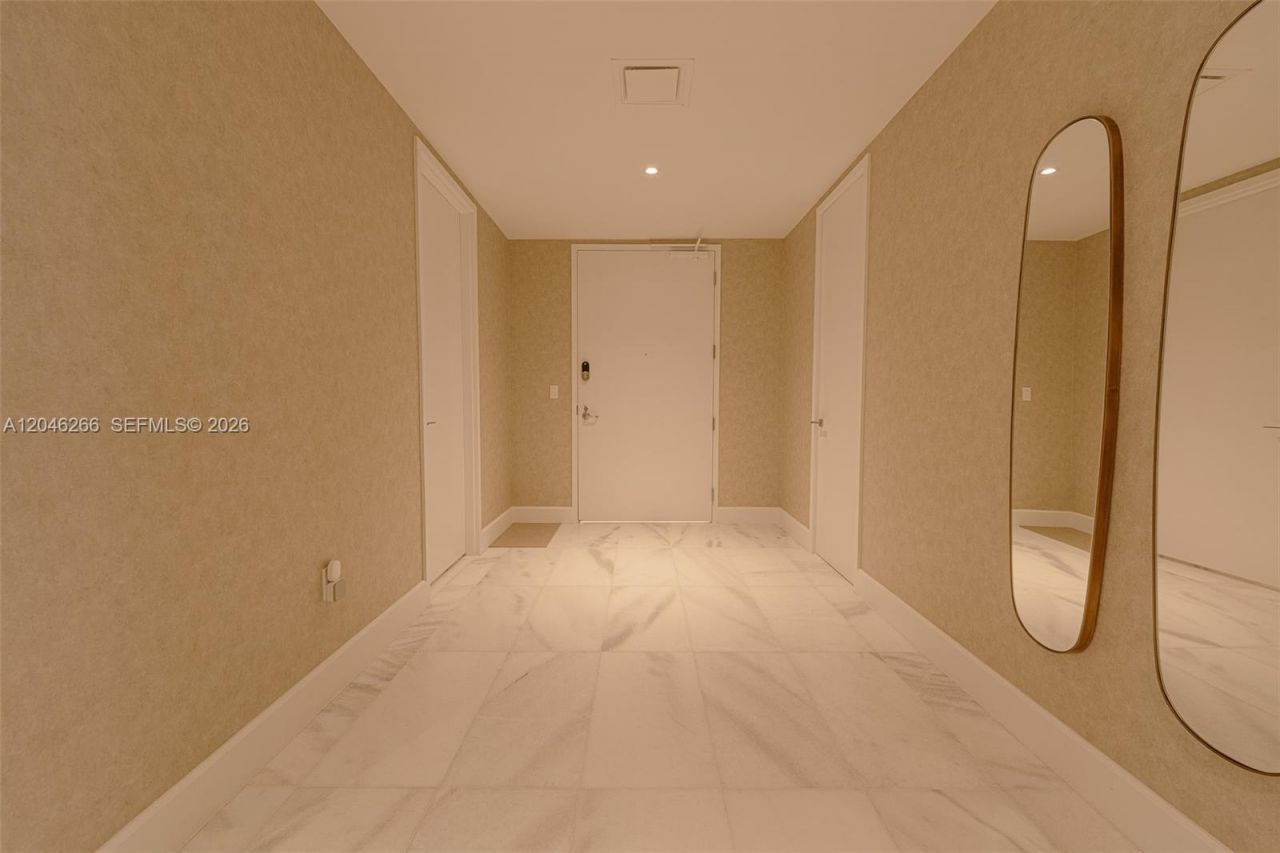 700 NE 26th Ter , Unit 4901, Miami, FL 33137 Photo
