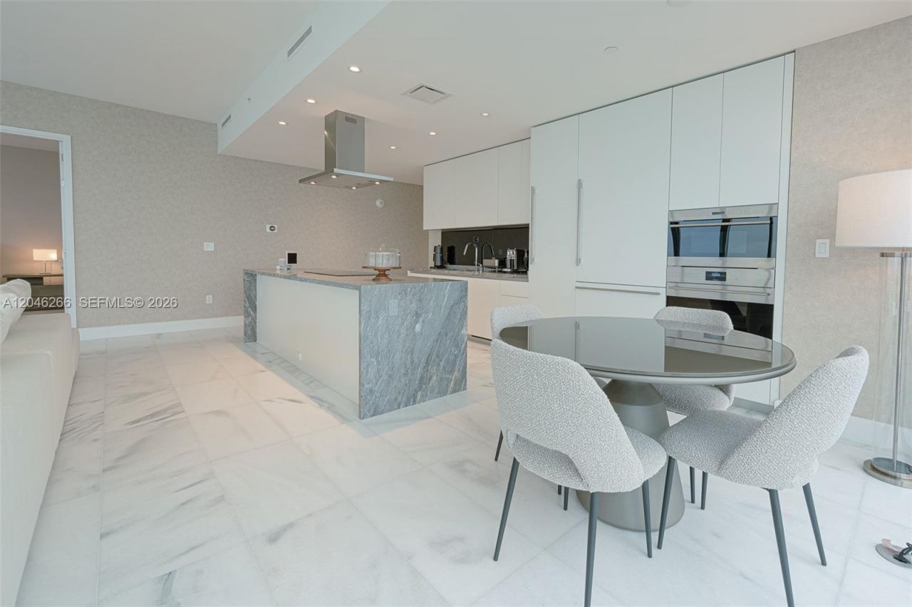 700 NE 26th Ter , Unit 4901, Miami, FL 33137 Photo