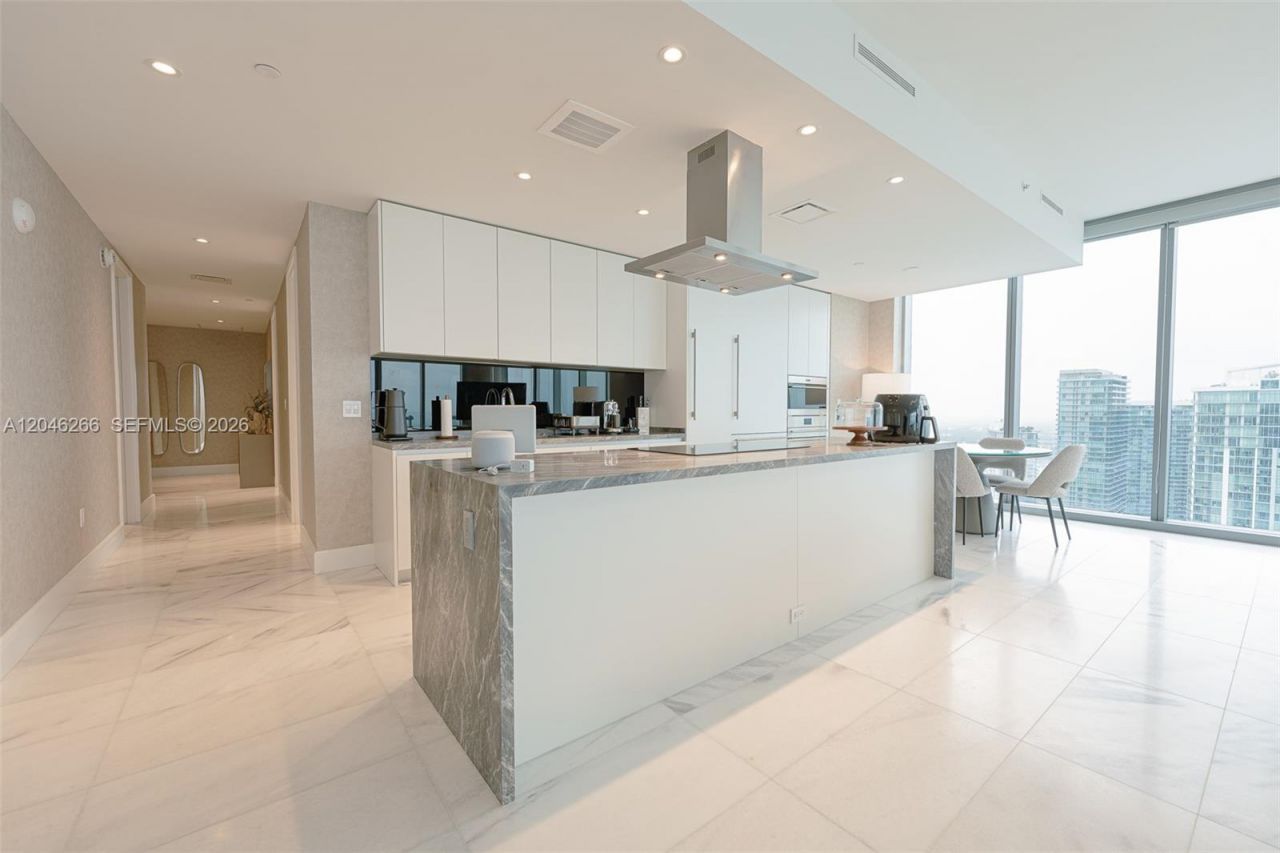 700 NE 26th Ter , Unit 4901, Miami, FL 33137 Photo