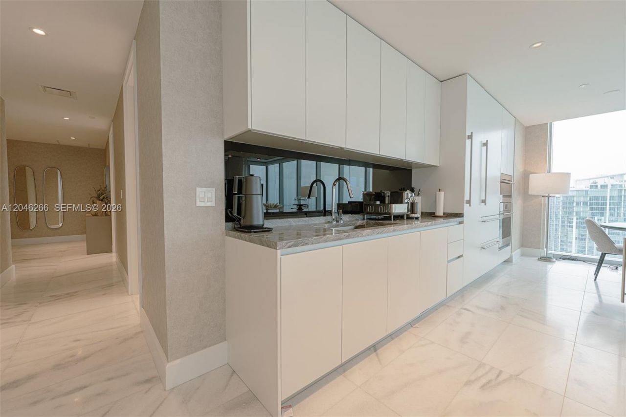 700 NE 26th Ter , Unit 4901, Miami, FL 33137 Photo
