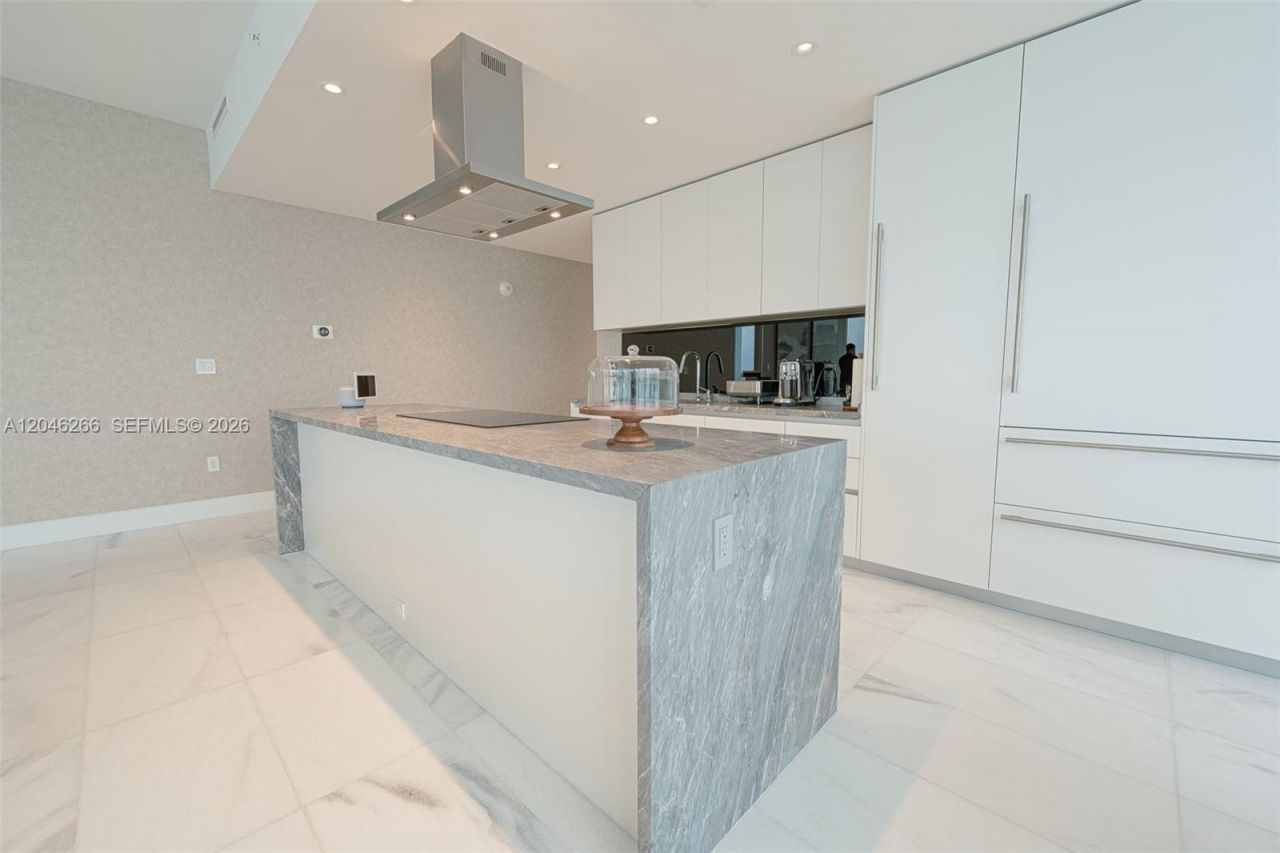 700 NE 26th Ter , Unit 4901, Miami, FL 33137 Photo