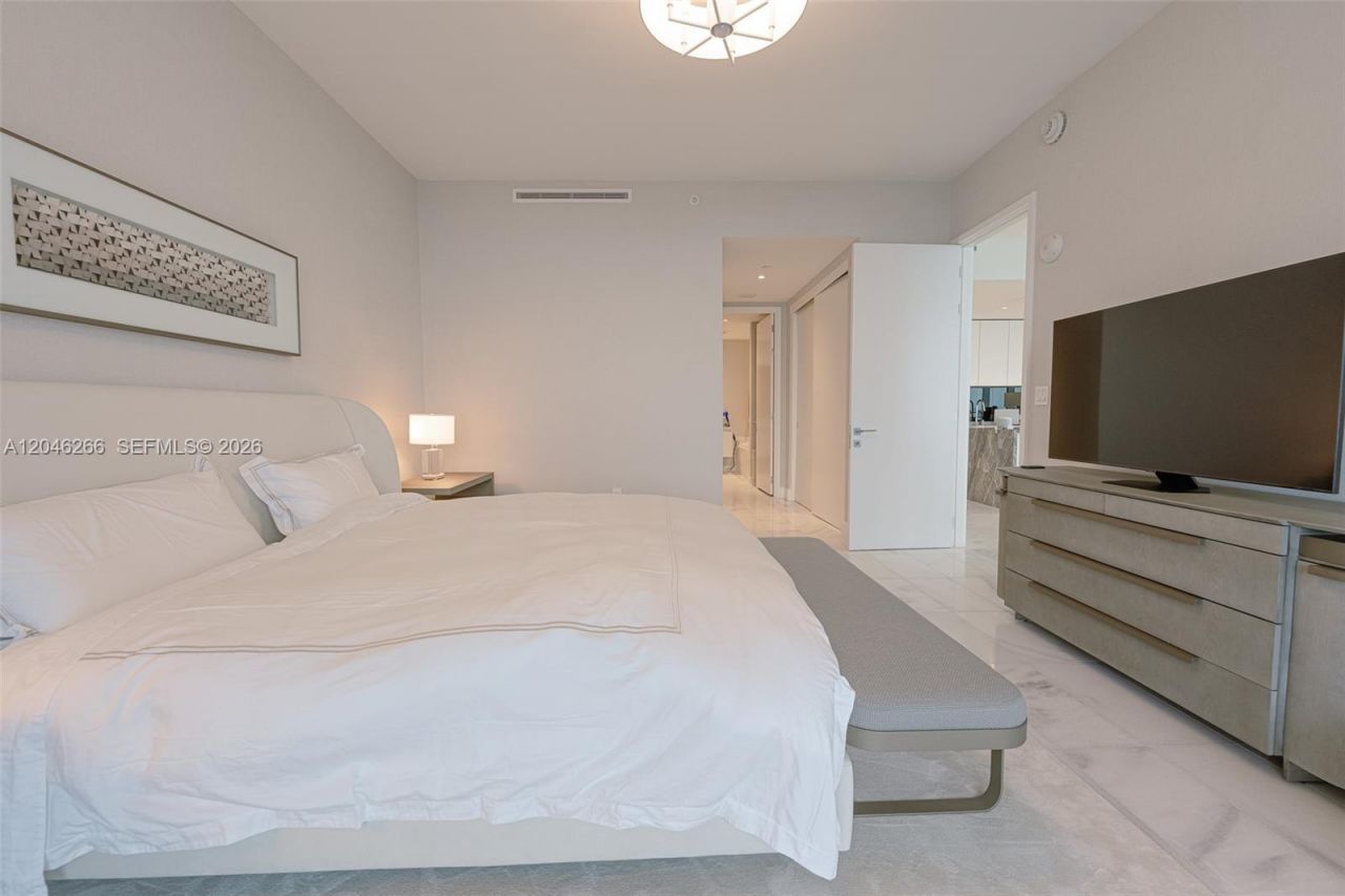 700 NE 26th Ter , Unit 4901, Miami, FL 33137 Photo