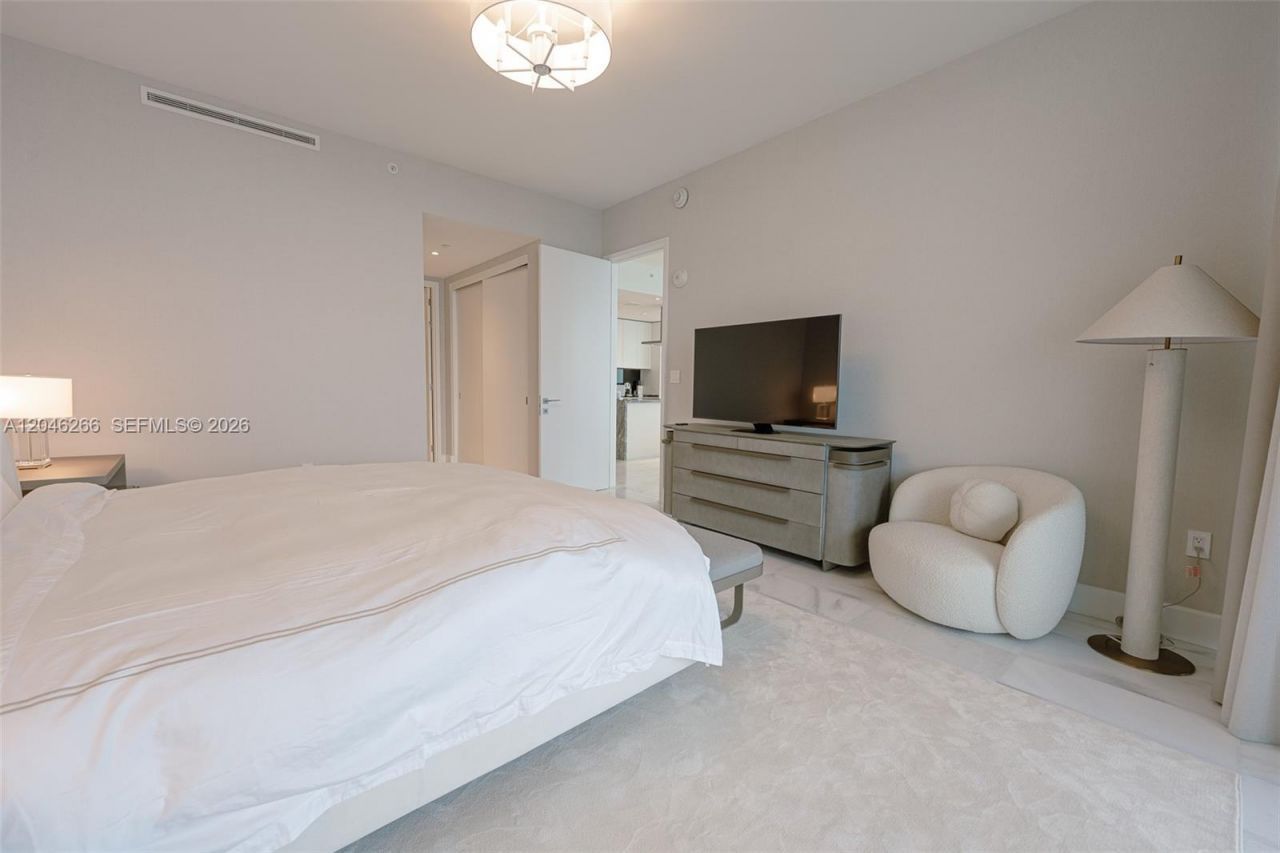 700 NE 26th Ter , Unit 4901, Miami, FL 33137 Photo