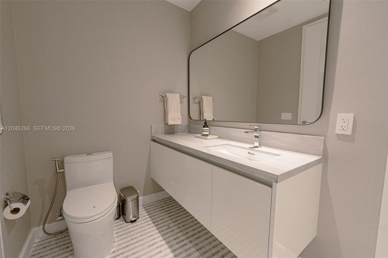 700 NE 26th Ter , Unit 4901, Miami, FL 33137 Photo