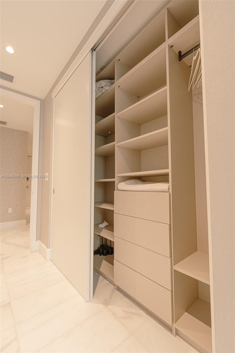 700 NE 26th Ter , Unit 4901, Miami, FL 33137 Photo