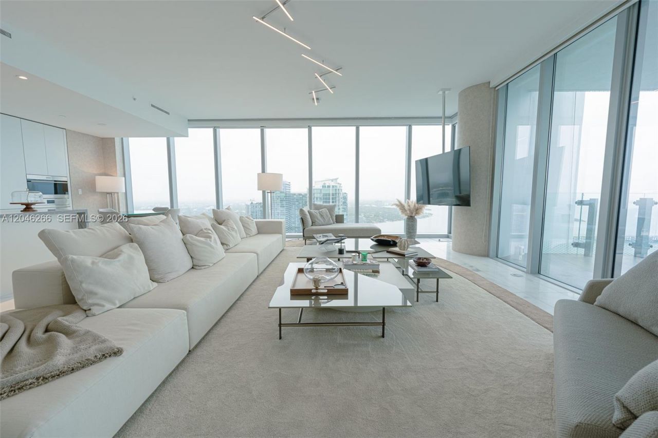 700 NE 26th Ter , Unit 4901, Miami, FL 33137 Photo