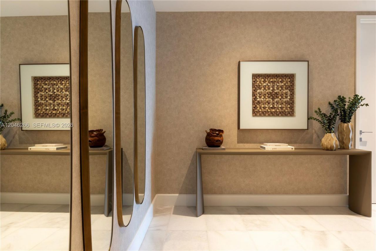 700 NE 26th Ter , Unit 4901, Miami, FL 33137 Photo
