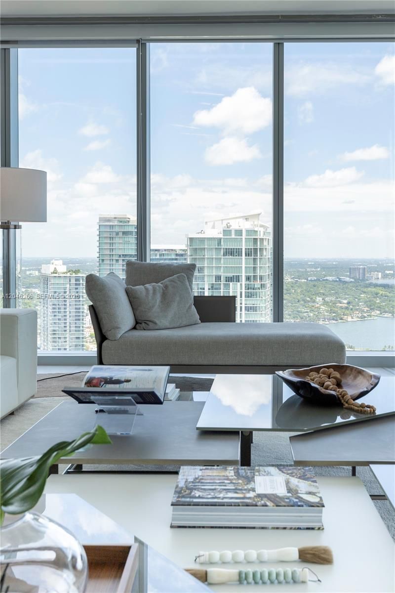 700 NE 26th Ter , Unit 4901, Miami, FL 33137 Photo