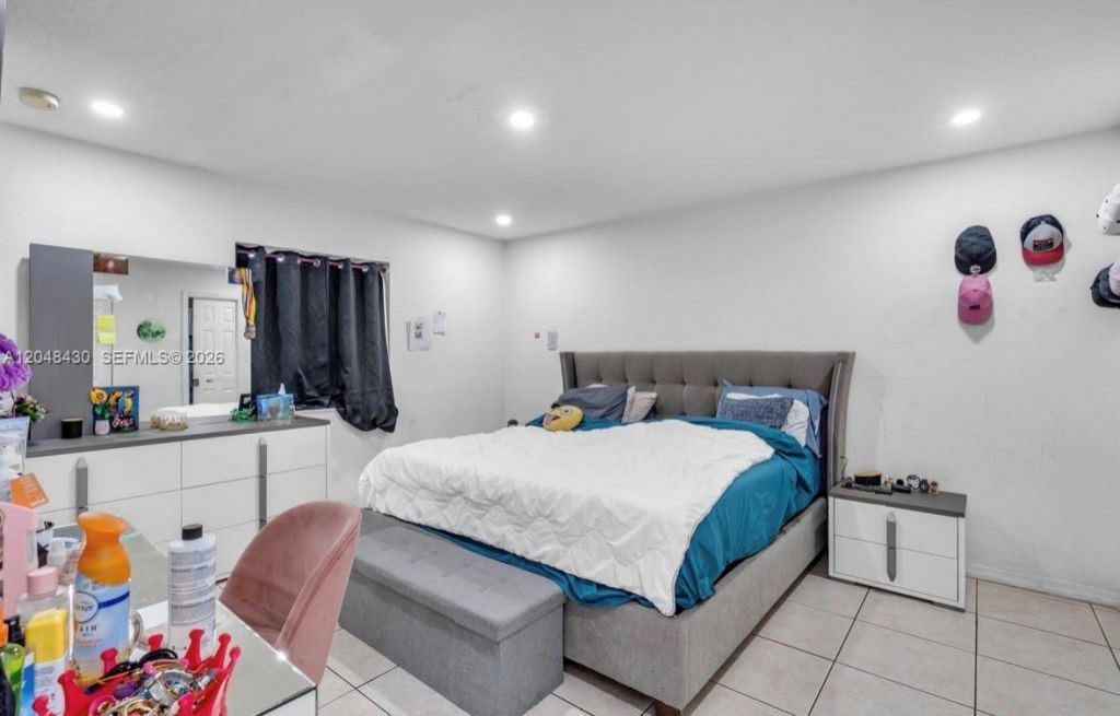 751 NW 70th St , Miami, FL 33150 Photo
