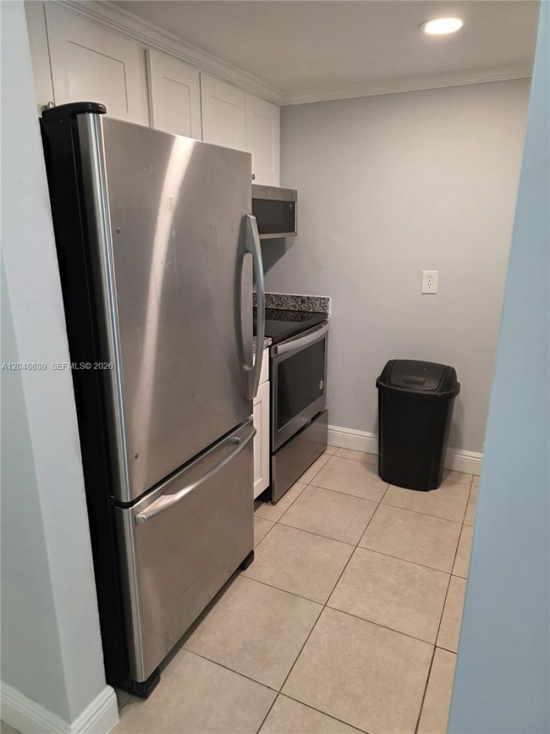 4222 Inverrary Blvd , Unit 4212, Lauderhill, FL 33319 Photo