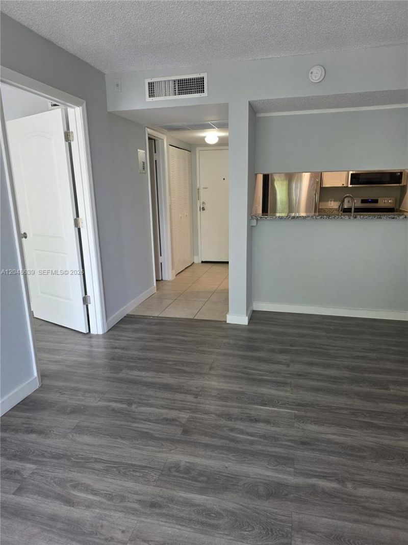 4222 Inverrary Blvd , Unit 4212, Lauderhill, FL 33319 Photo
