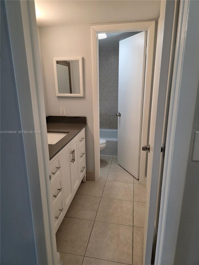 4222 Inverrary Blvd , Unit 4212, Lauderhill, FL 33319 Photo
