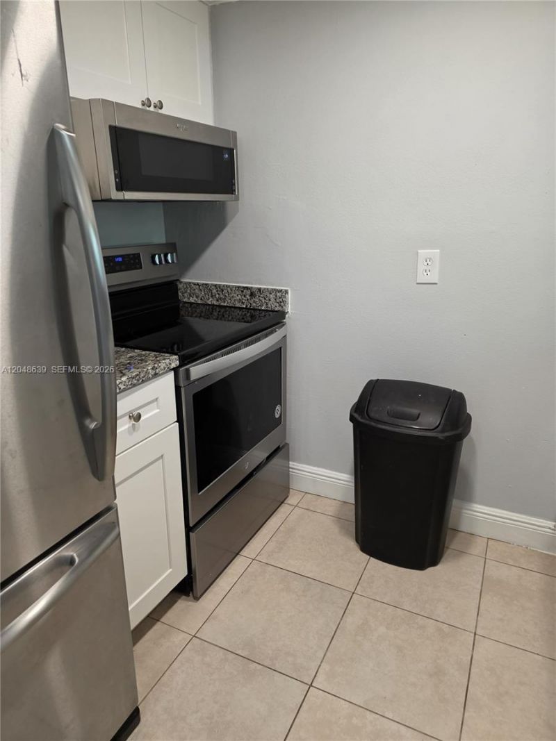 4222 Inverrary Blvd , Unit 4212, Lauderhill, FL 33319 Photo