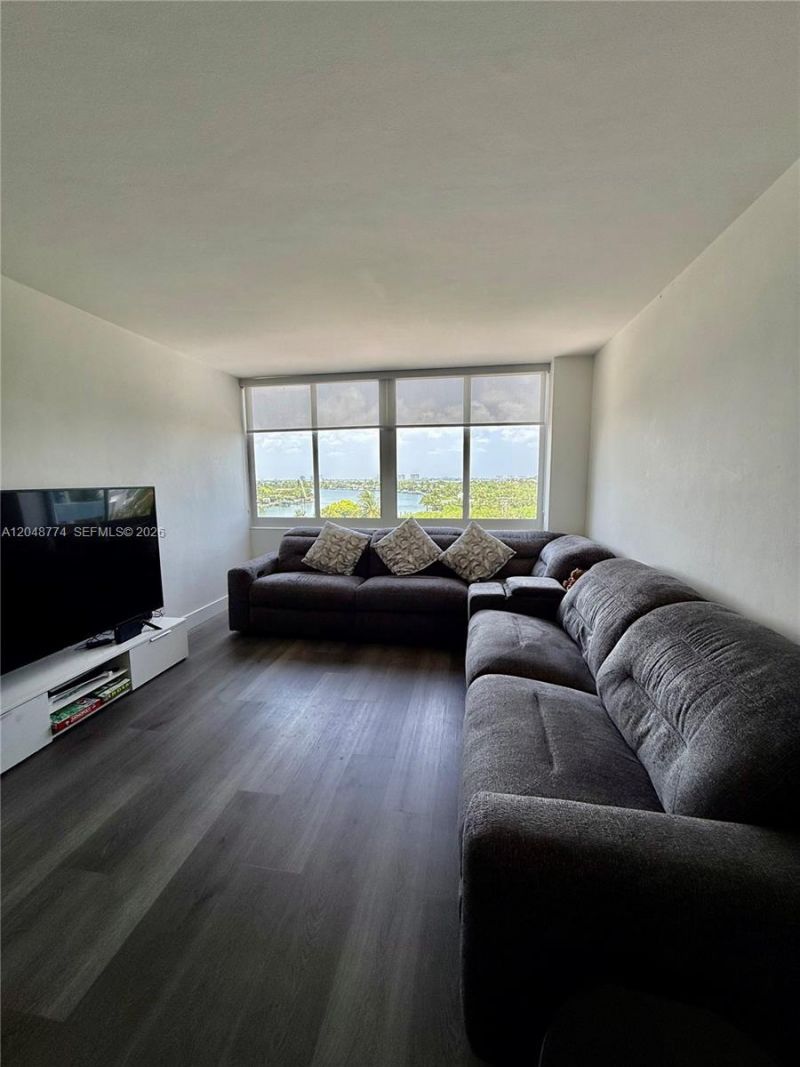 7441 Wayne Ave, Unit 6B, Miami Beach, FL 33141 Photo