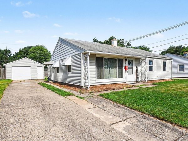 335 Preston Drive, South Bend, IN 46615