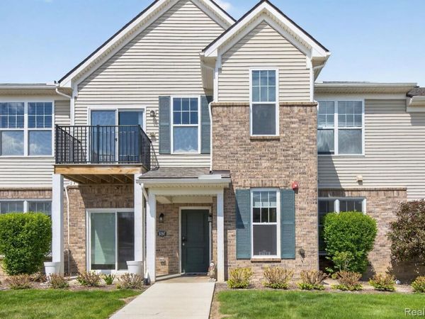 9789 Ridge Run Street, Hartland Township, Mi 48855