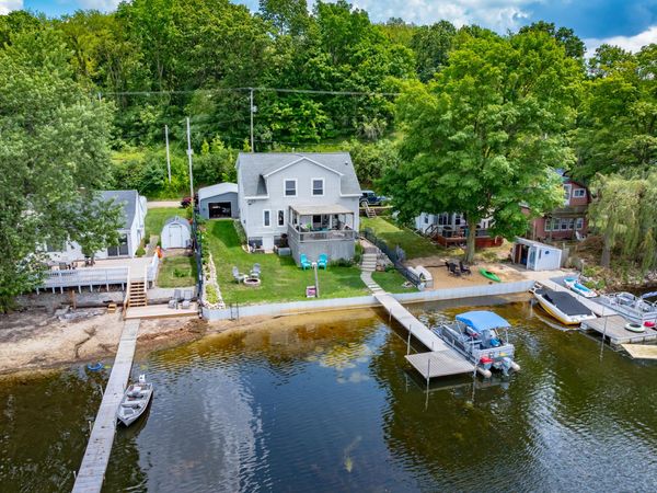 7776 S Tulip Lane, Delton, MI 49046