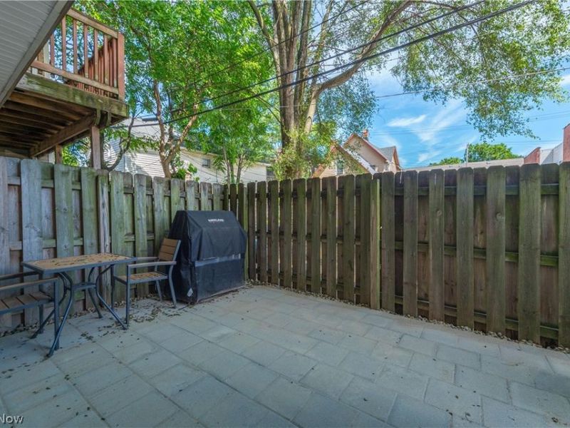5408 Saint Stephens Court, Cleveland, OH 44102 Photo 11