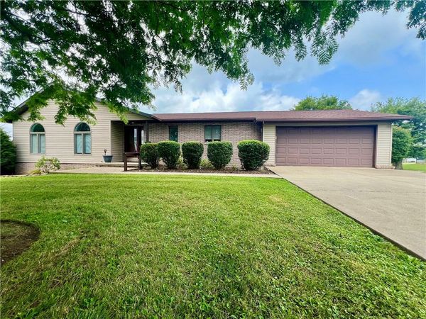 3 Kyle Ave., Fairchance, PA 15436