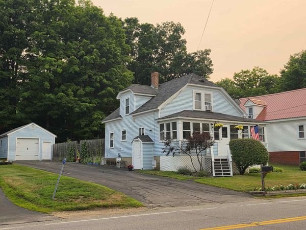 35 Water Street, Epping, NH 03042