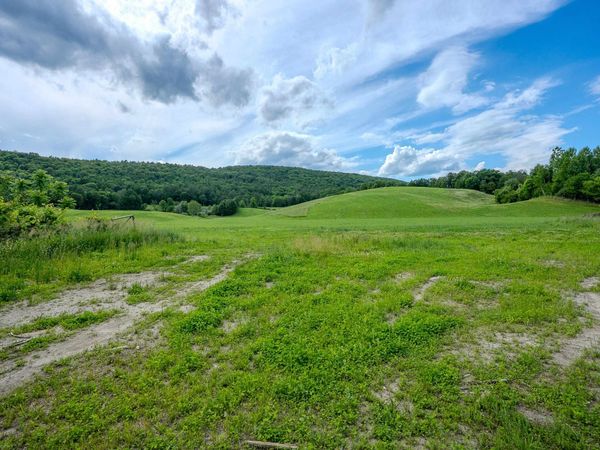1 US Route 5, Hartland, VT 05048