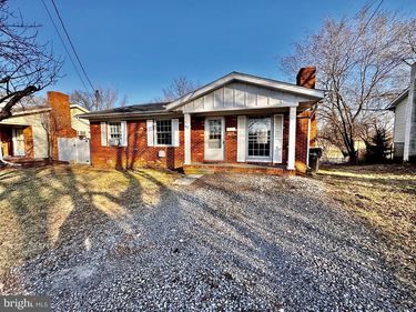 1112 OPEQUON AVENUE, WINCHESTER, VA 22601