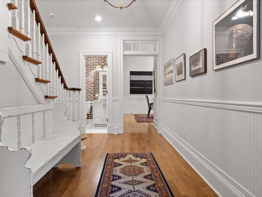 Property Image 100