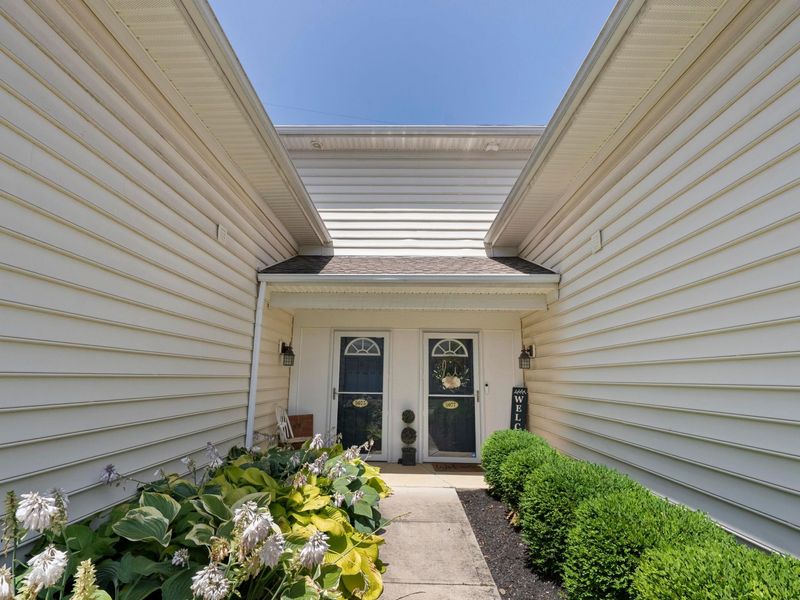 5075 Dinard Way, Unit 5075A, Columbus, OH 43221 Photo 38
