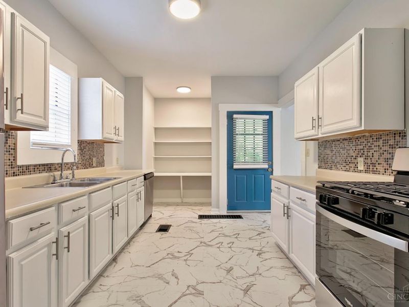 2722 Cox Lane, Cincinnati, OH 45209 Photo 6