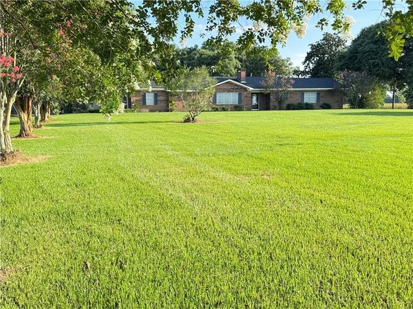 242 VICK Road, Effie, LA 71331
