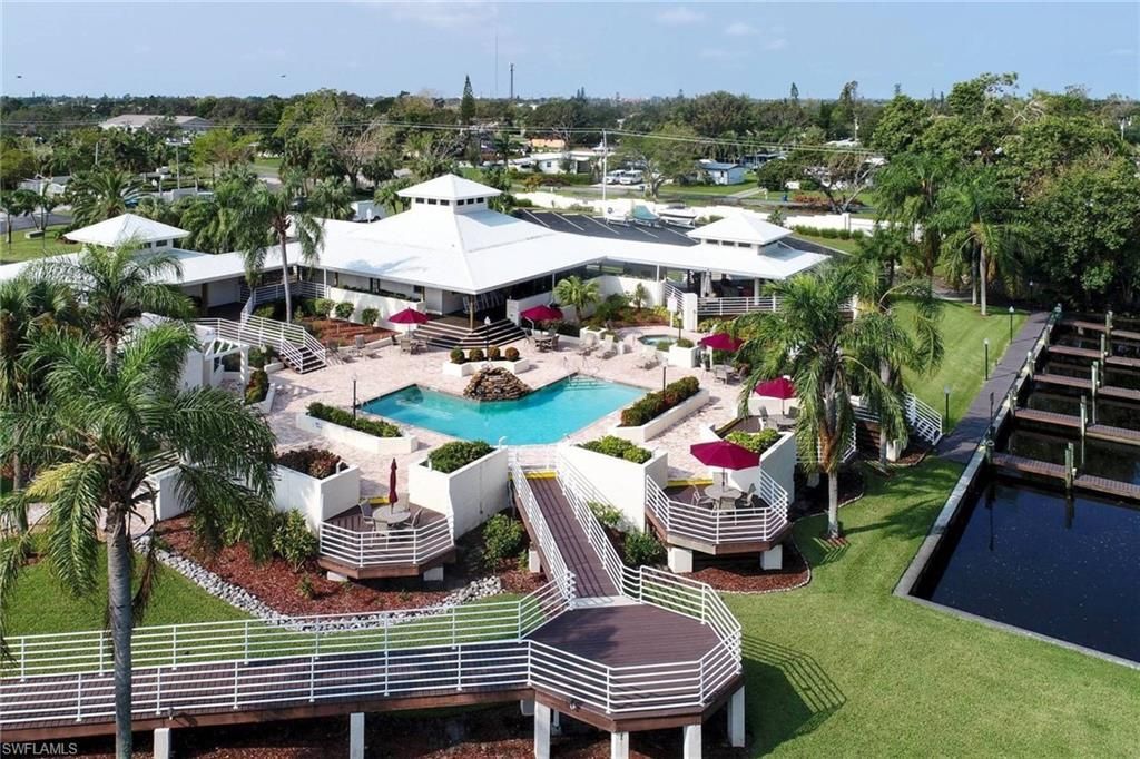 9262 Palm Island Cir , North Fort Myers, FL 33903 Photo