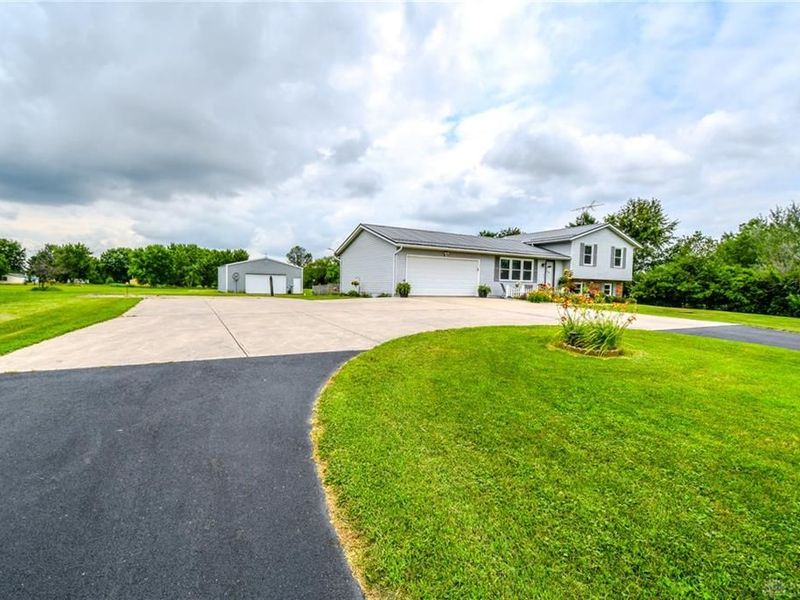 13493 Old Troy Pike, Saint Paris, OH 43072 Photo 4