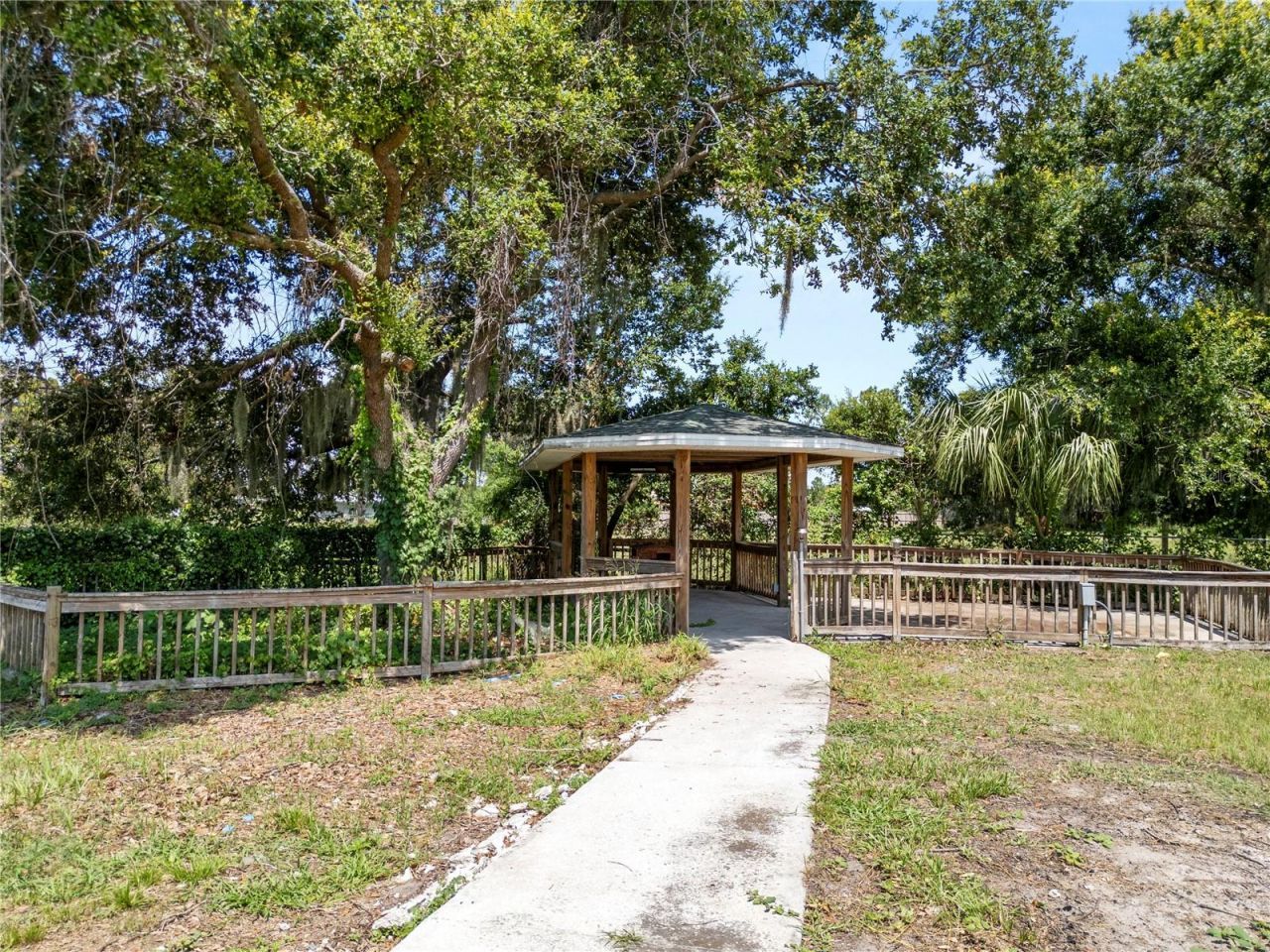 611 Morgan Road , Winter Haven, FL 33880 Photo