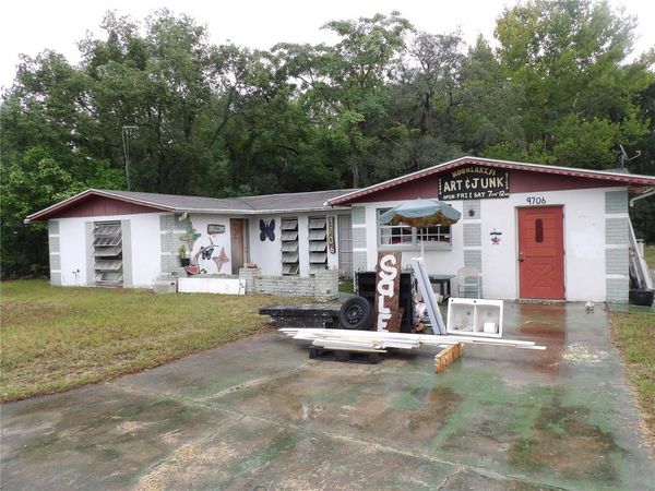 9706 MOON LAKE RD , NEW PORT RICHEY, FL 34654