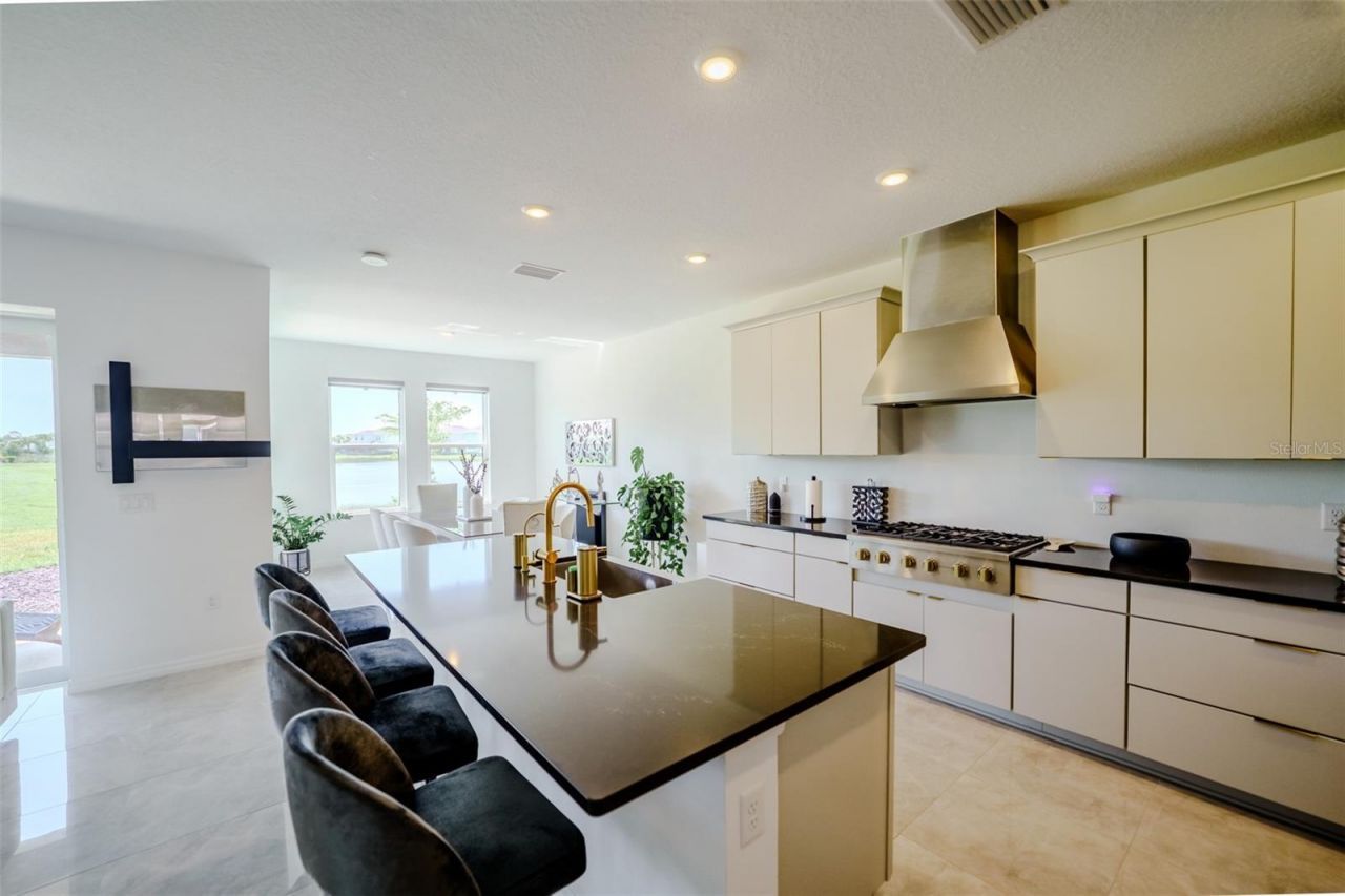 9121 Radiant Circle, Sarasota, FL 34241 Photo