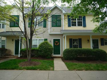 312 Commons Drive, Holly Springs, NC 27540