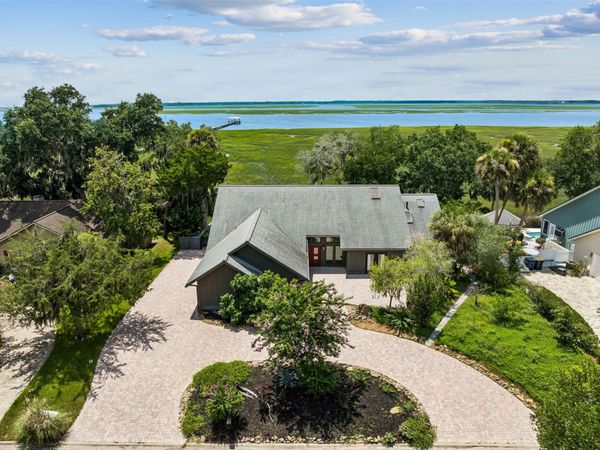 5425 FLORENCE POINT Drive , Fernandina Beach, FL 32034