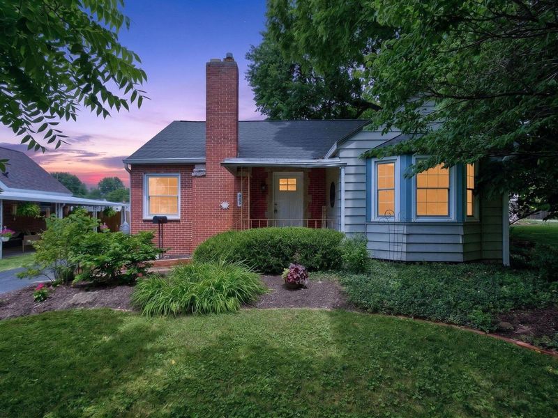 492 Wetmore Road, Columbus, OH 43214 Photo 1