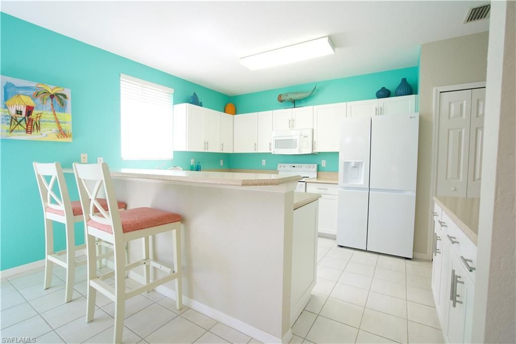 8471 Southbridge Dr, Unit 4, Estero, FL 33967 Photo