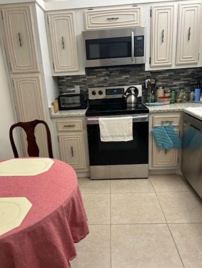 2801 Somerset Dr Drive, Unit 209, Lauderdale Lakes, FL 33311 Photo