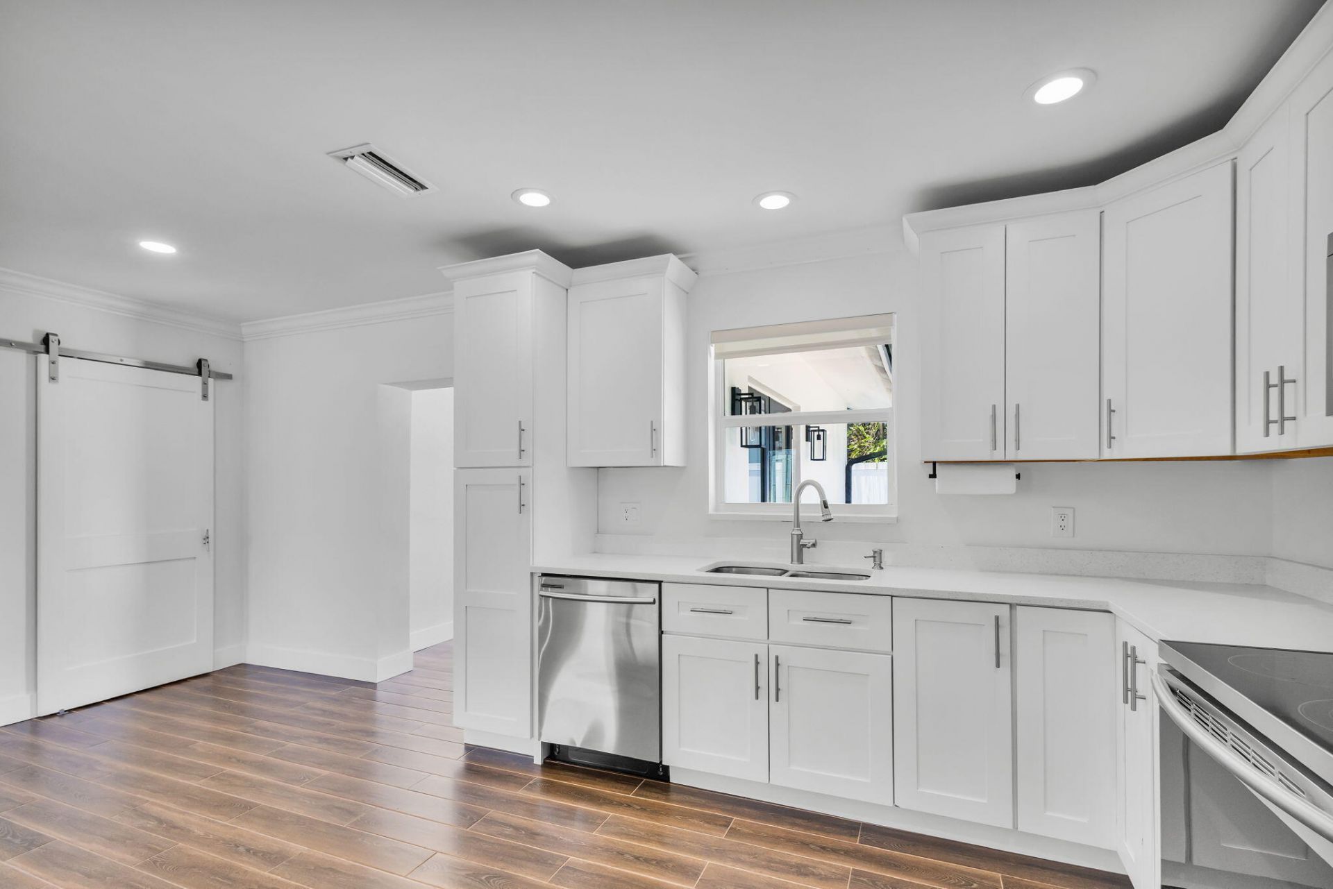 204 W Whitney Drive, Jupiter, FL 33458 Photo