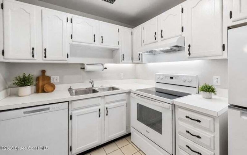 25 Vista Gardens Trail, Unit 204, Vero Beach, FL 32962 Photo